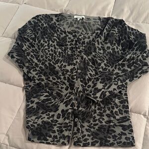 Garnet Hill Gray and Black Patterned Sweater